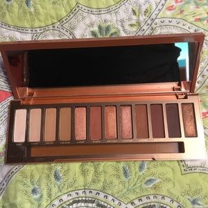 Urban Decay Naked Heat Palette